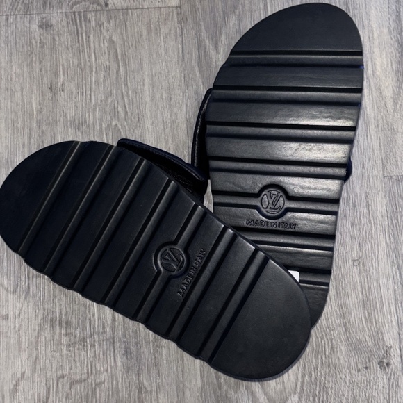 Louis Vuitton Pool Pillow Slides Black Monogram Sandals EU 35 New - Picture 4 of 5